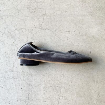 me バレエシューズ 横