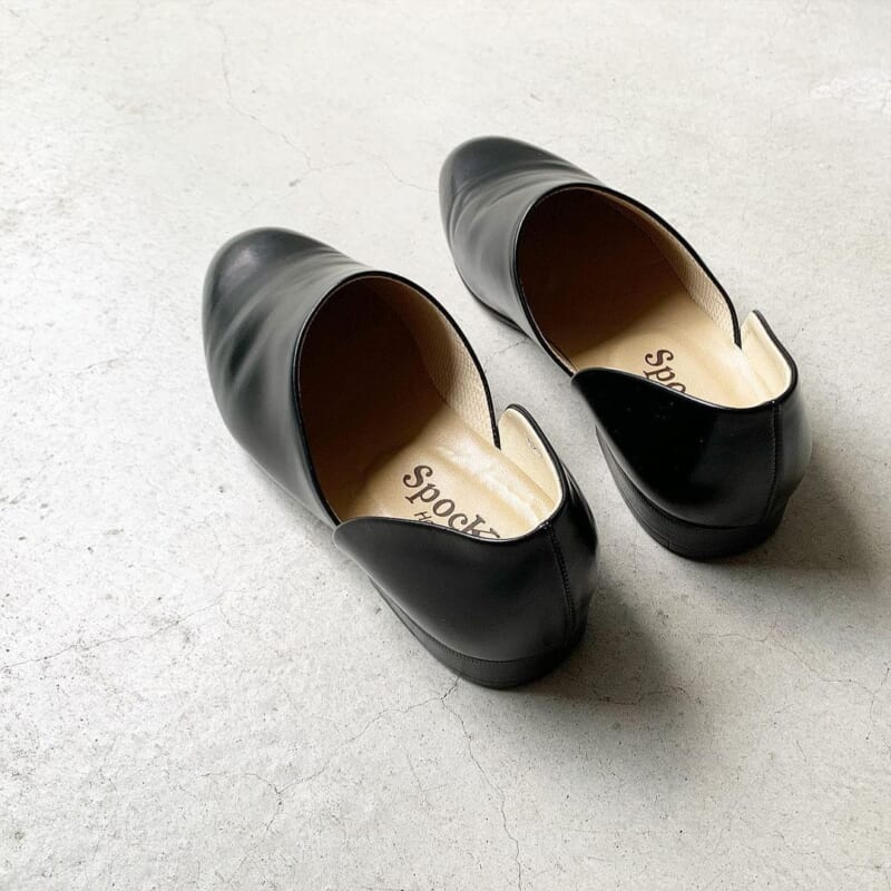 Japanese leather shoes called doctor shoes can be worn like