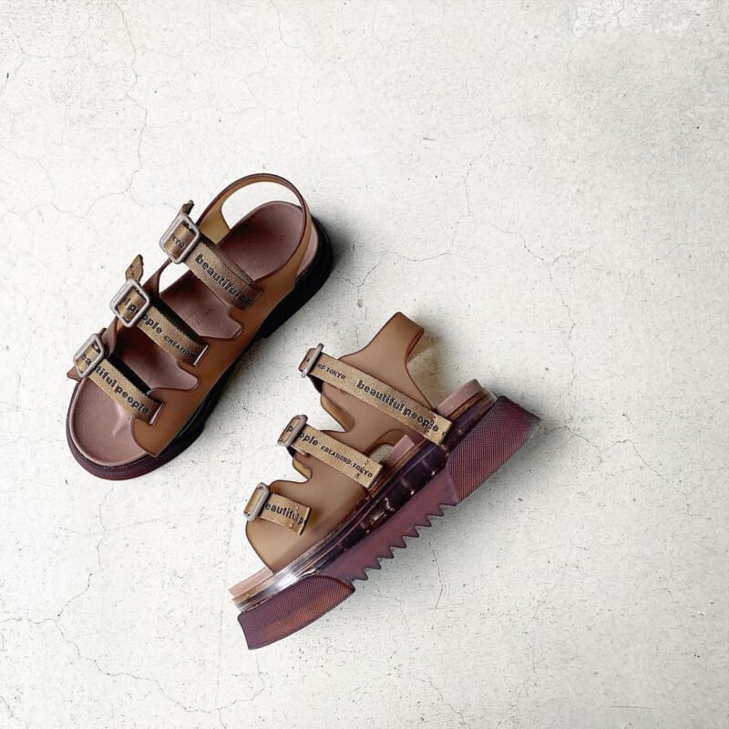 beautiful people x UNITED TOKYO’s collaboration sandals at ¥19,800 including tax are amazingly perfect!