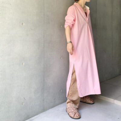 ピンク ワンピース コーデ